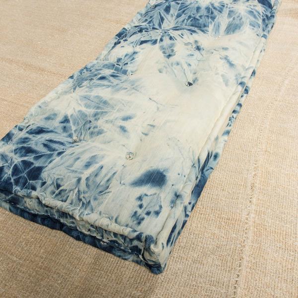 Designe White & Blue Bench Pillow-Turkish Rugs-Oriental Rugs-Kilim Rugs-Oushak Rugs