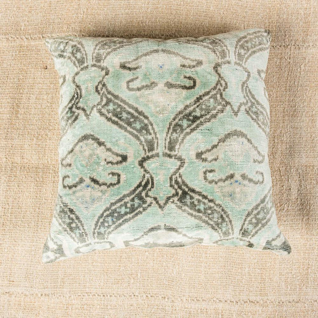 Modern Velvet Green Sofa Pillow-Turkish Rugs-Oriental Rugs-Kilim Rugs-Oushak Rugs