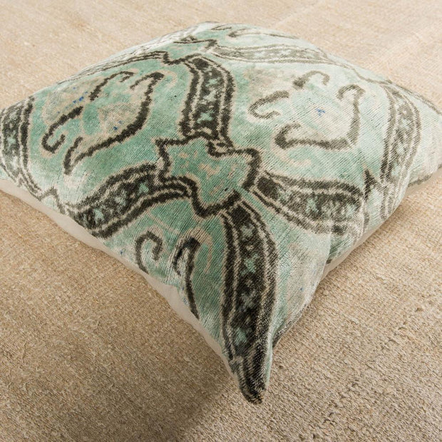 Modern Velvet Green Sofa Pillow-Turkish Rugs-Oriental Rugs-Kilim Rugs-Oushak Rugs
